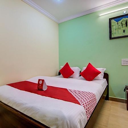 Oyo Lalitha Delight Hotel Visakhapatnam Eksteriør billede