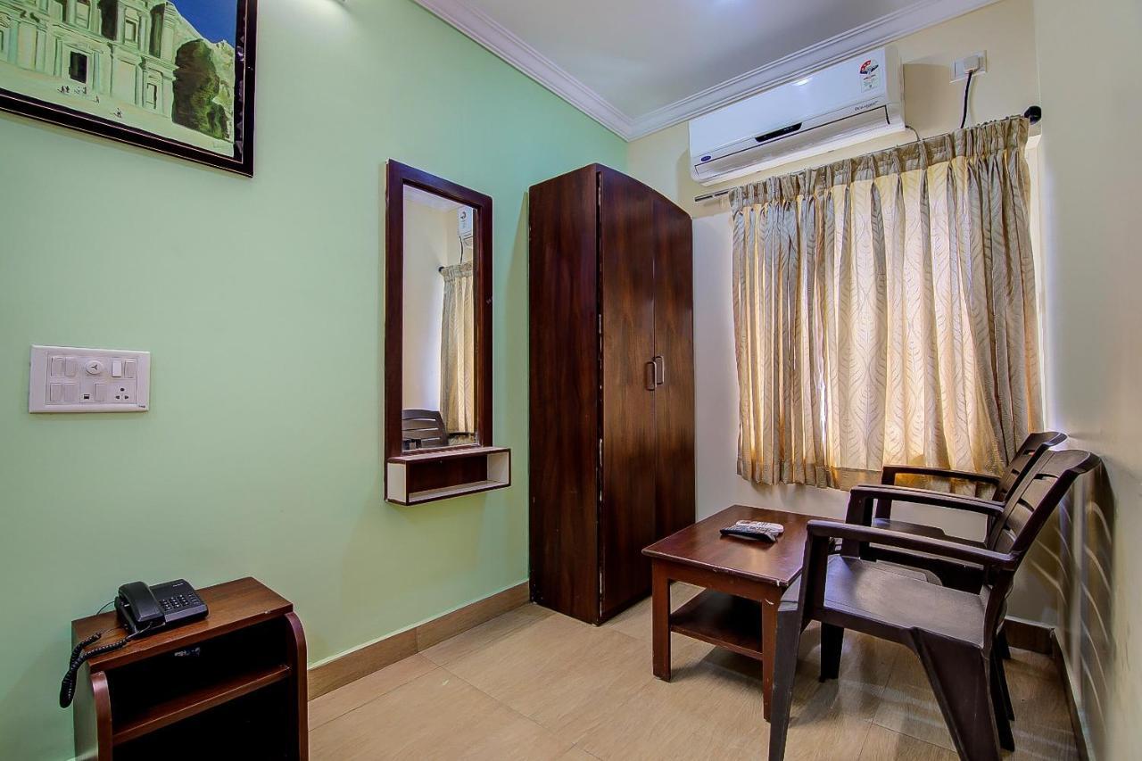 Oyo Lalitha Delight Hotel Visakhapatnam Eksteriør billede