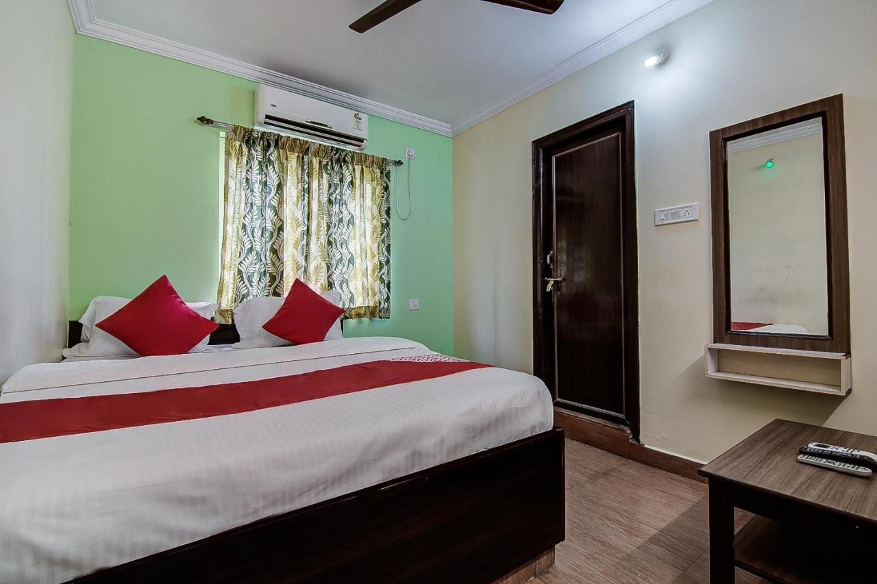 Oyo Lalitha Delight Hotel Visakhapatnam Eksteriør billede