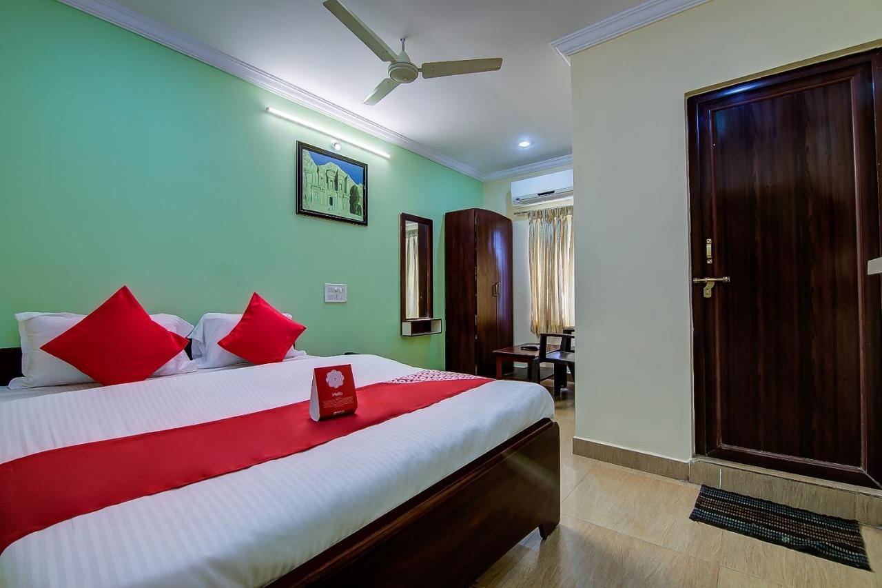 Oyo Lalitha Delight Hotel Visakhapatnam Eksteriør billede