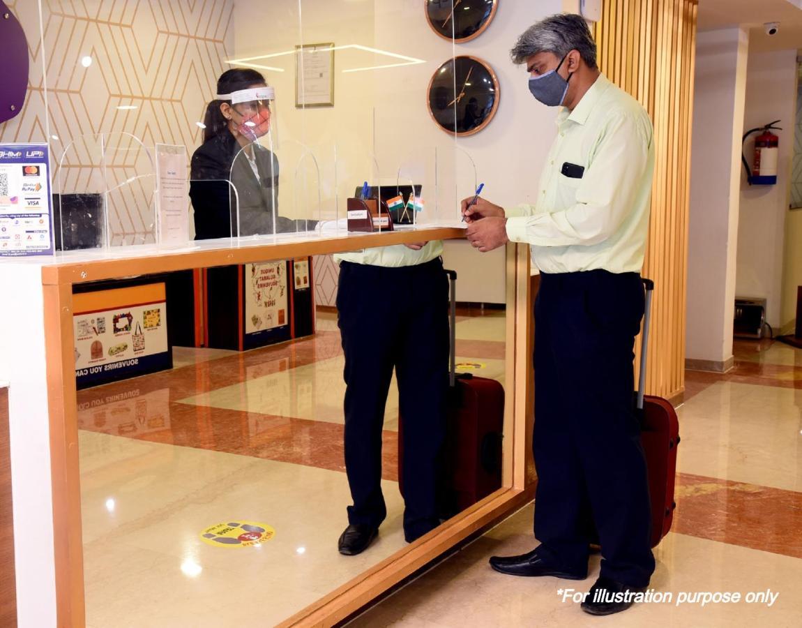 Oyo Lalitha Delight Hotel Visakhapatnam Eksteriør billede