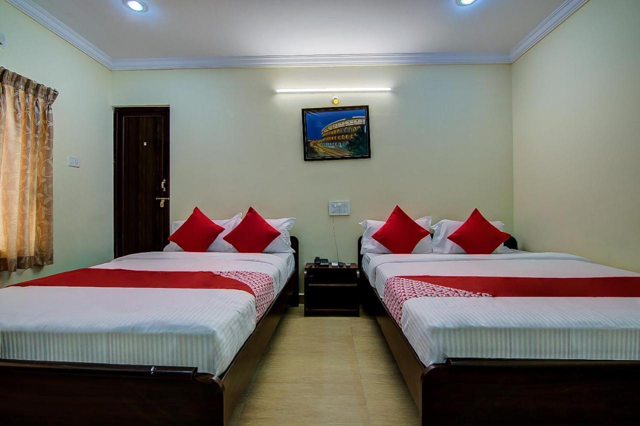 Oyo Lalitha Delight Hotel Visakhapatnam Eksteriør billede